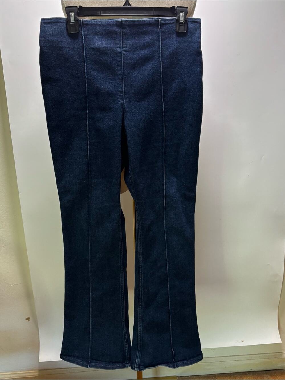 SPANX Pull On Waistband Jeans Size Large